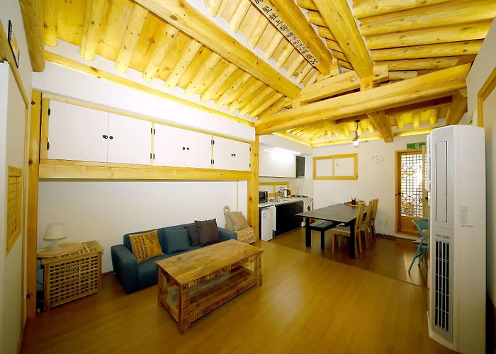 Hanok 24 Gyeongbokgung 2*