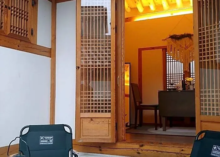 Hanok 24 Gyeongbokgung 2*