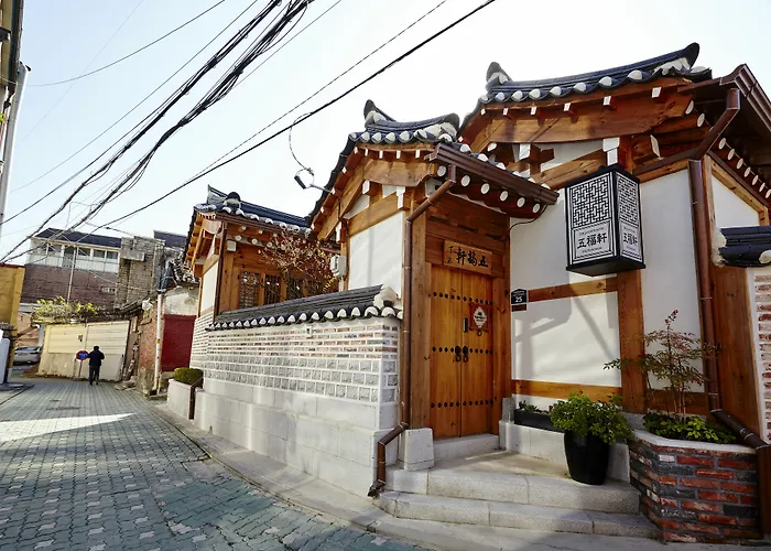 Affittacamere Hanok 24 Gyeongbokgung 2*