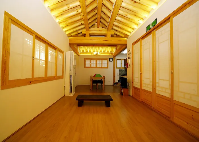 Hanok 24 Gyeongbokgung 2*
